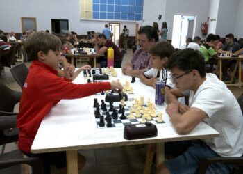 El Club de Ajedrez de Villarrubia celebra con éxito su I Torneo Oficial con 100 participantes