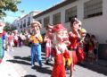 Piedrabuena arranca sus Fiestas del Cristo a ritmo de Gigantes y Cabezudos